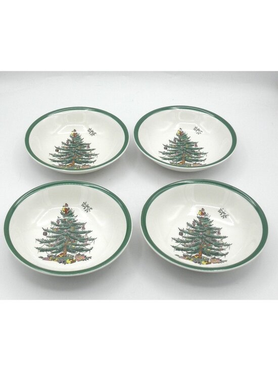 Spode Other - Christmas Tree by Spode 6-1/4 In. Cereal Bowls Set of 4 Pattern Code: SP CHT